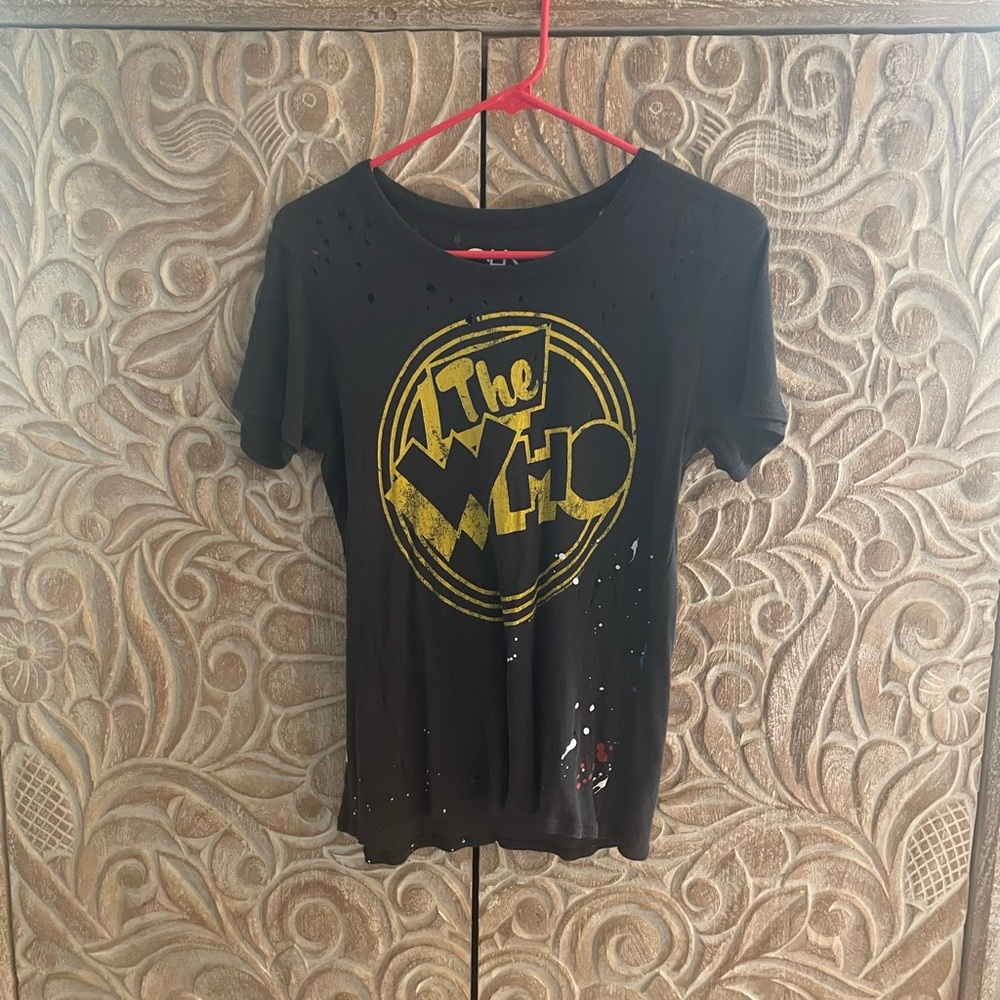 graphic tshirt!